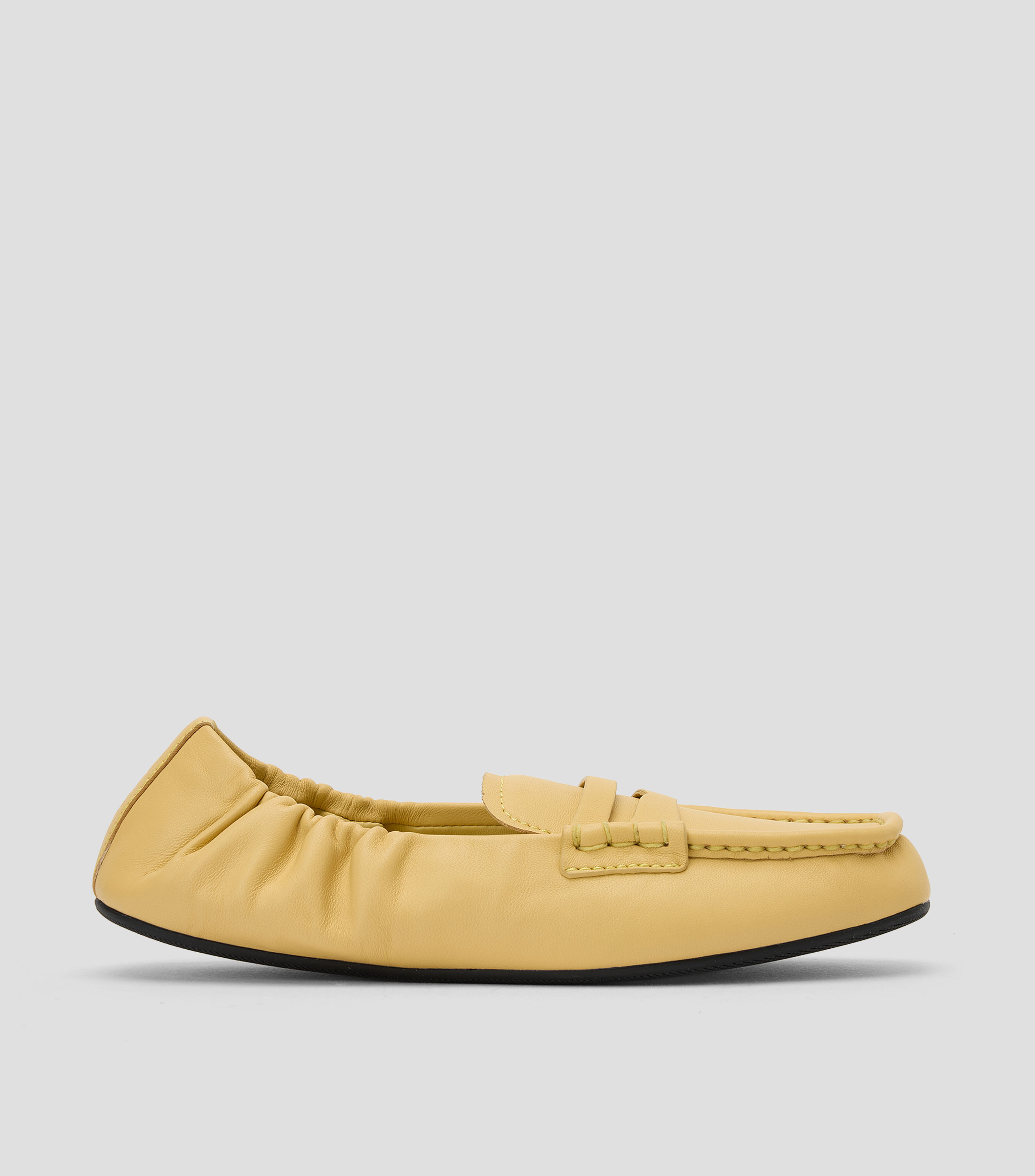 Mocasines en cuero liso Mujer